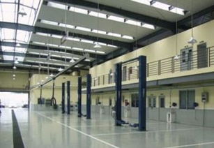 專業房屋維修與裝修服務 一站式解決廚房防水、辦公室工裝及管道疏通需求